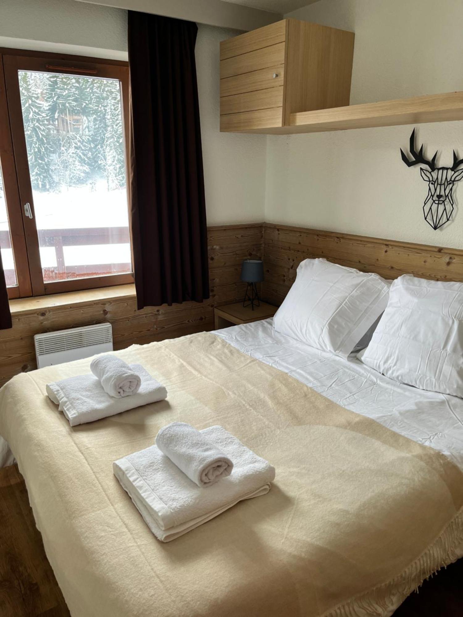Au Pied Des Pistes, La Tania Apartment *